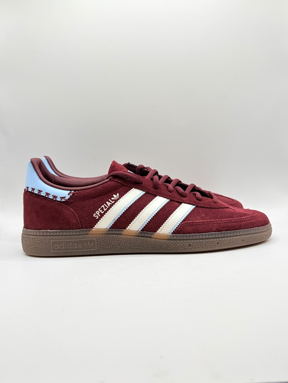 Adidas Handball Spezial Shadow Red & Clear Sky Sneakers 10 Men / 11 Women No Lid